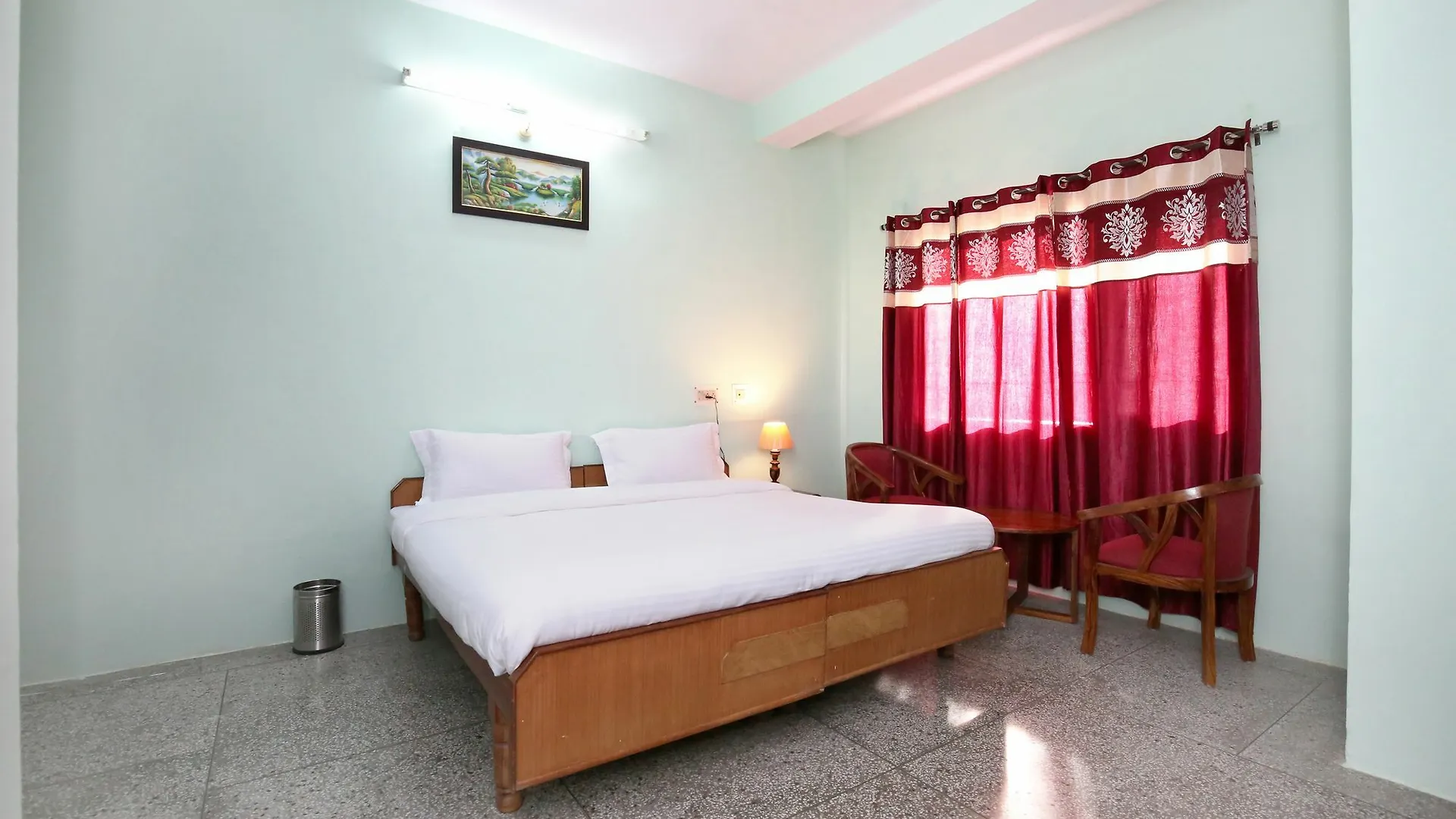 Valley-View 2 Bhk Home In New Shimla 3*,